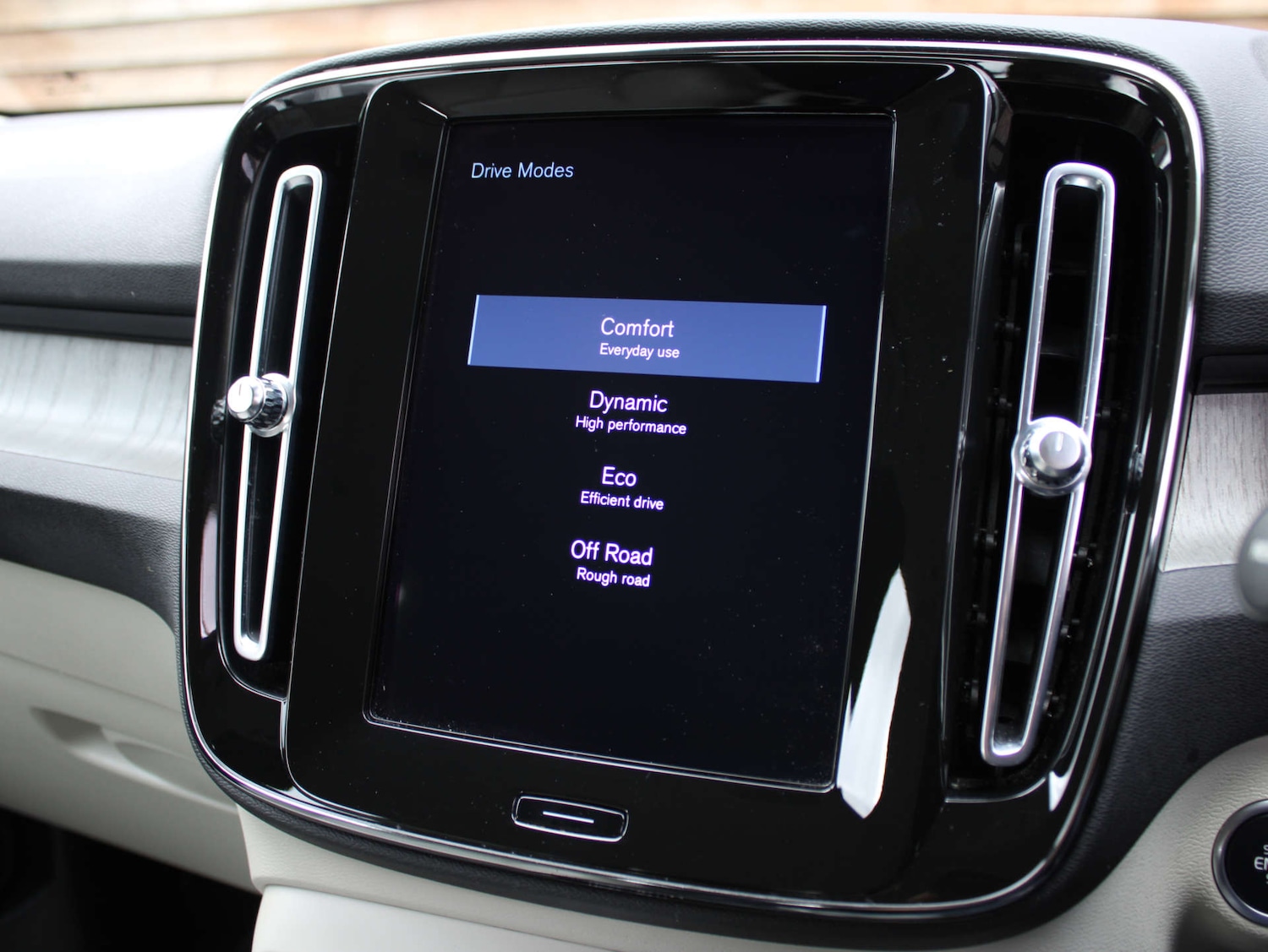 Used Volvo XC40 2020 for sale - 77681316: Photo 23