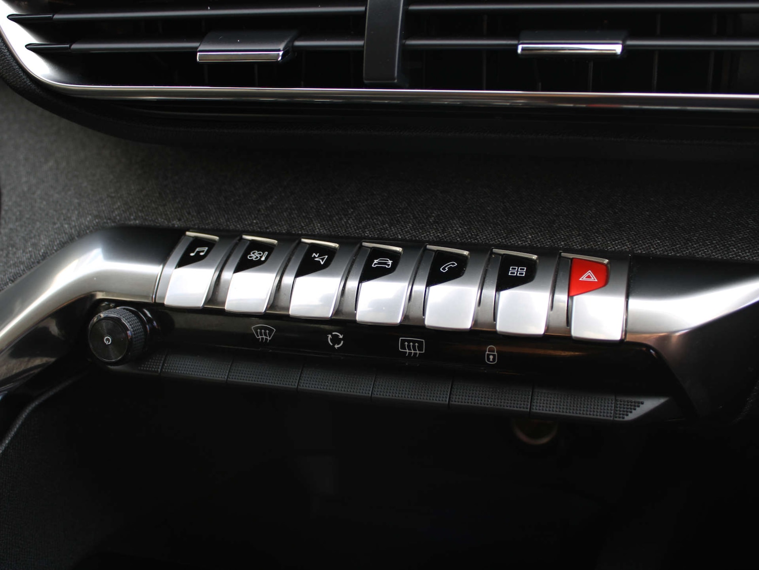 Used Peugeot 3008 2020 for sale - 76356024: Photo 11