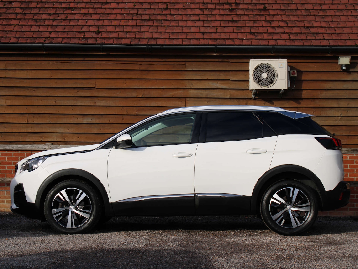 Used Peugeot 3008 2020 for sale - 76356024: Photo 2