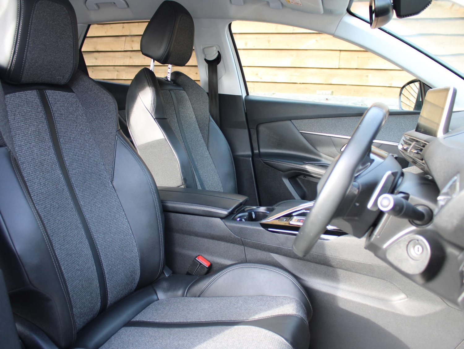 Used Peugeot 3008 2020 for sale - 76356024: Photo 7