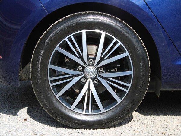 Used Volkswagen Golf 2018 for sale - 76139864: Photo 8
