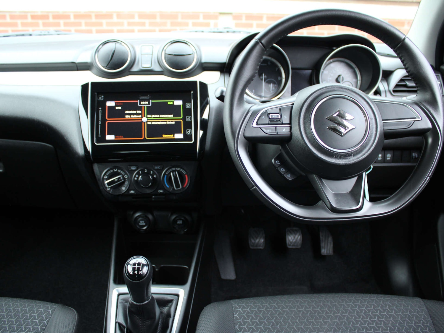 Used Suzuki Swift 2020 for sale - 78068114: Photo 7