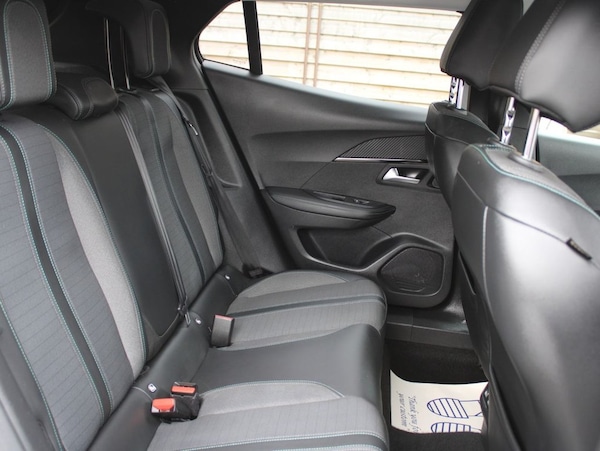 Used Peugeot 2008 2021 for sale - 73326268: Photo 12