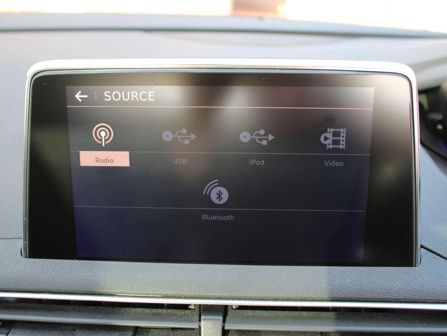 Used Peugeot 3008 2020 for sale - 76340285: Photo 13