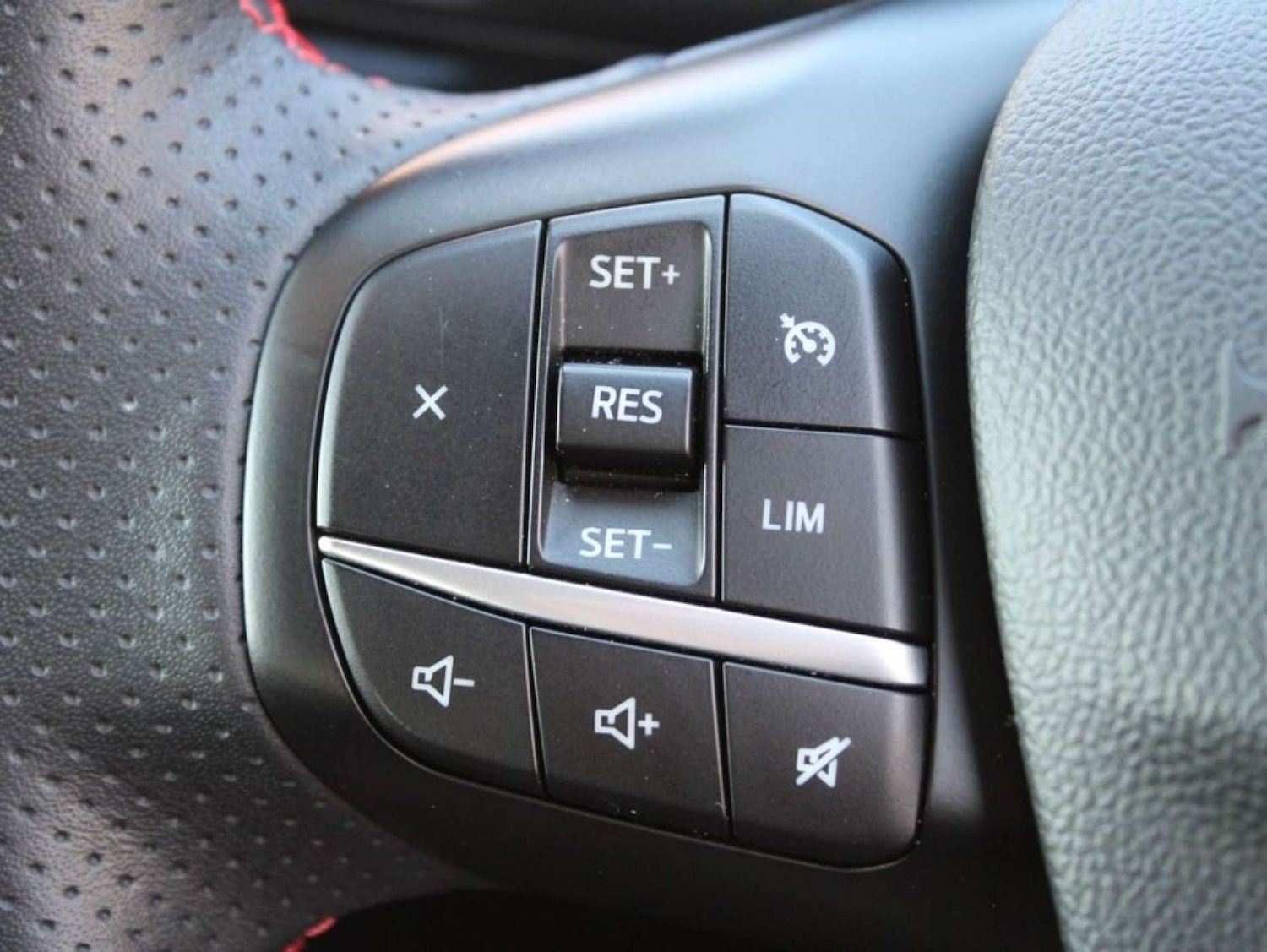 Used Ford Kuga 2020 for sale - 76340237: Photo 15