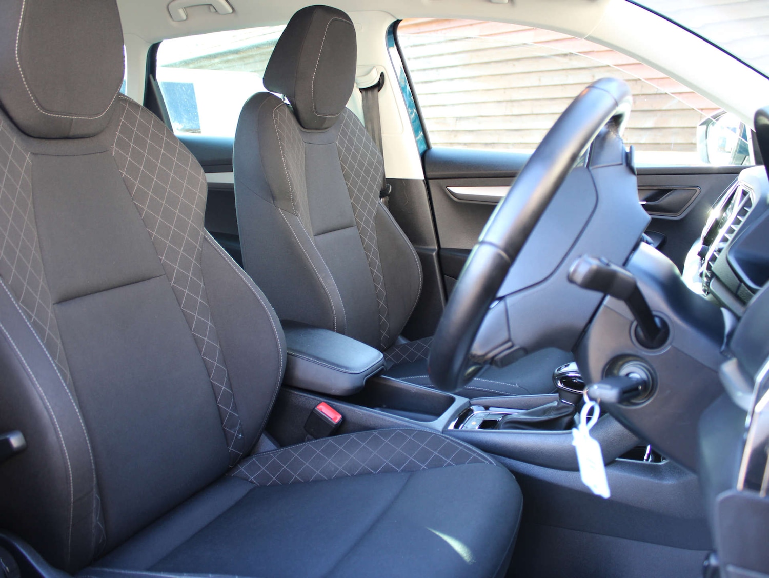 Used Skoda Karoq 2020 for sale - 76654190: Photo 8