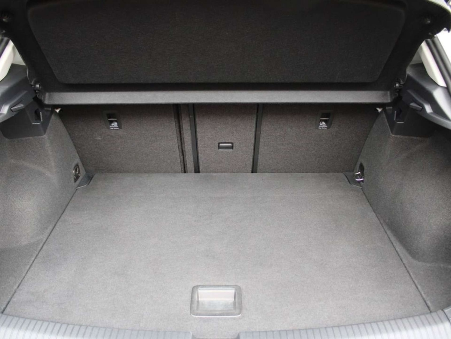 Used Volkswagen T-Roc 2019 for sale - 76340295: Photo 10