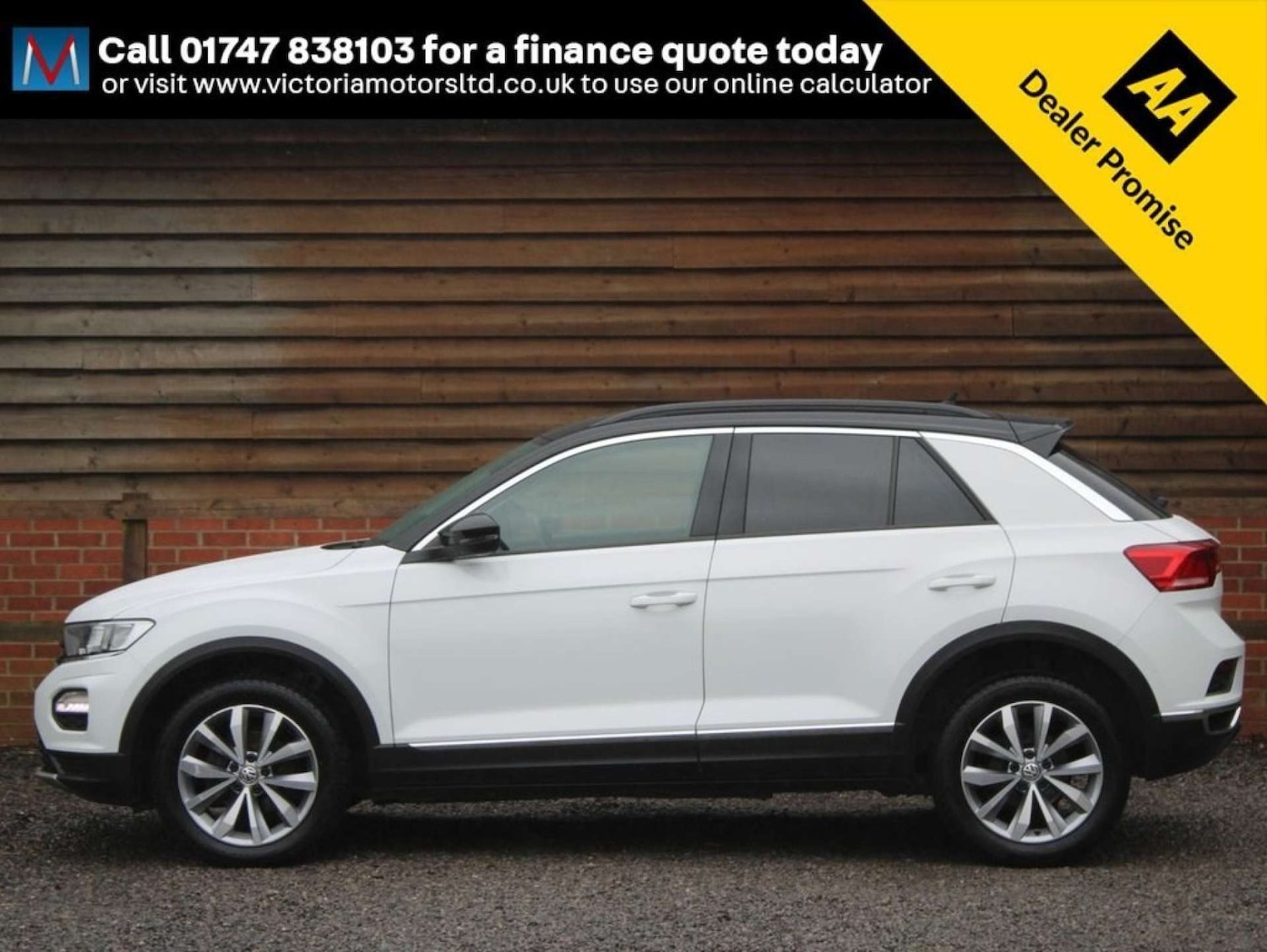 Used Volkswagen T-Roc 2019 for sale - 76340295: Photo 2