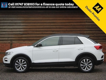 Used Volkswagen T-Roc 2019 for sale - 76340295: Photo