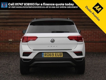 Used Volkswagen T-Roc 2019 for sale - 76340295: Photo