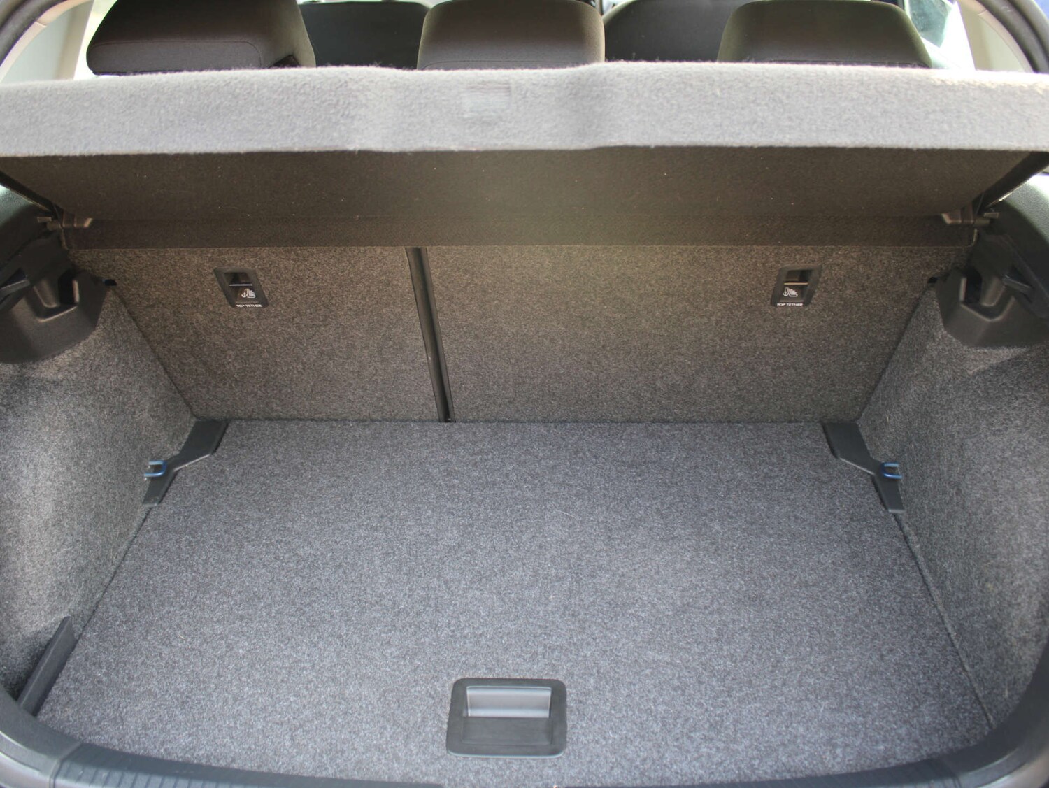 Used Volkswagen Polo 2018 for sale - 77889933: Photo 10