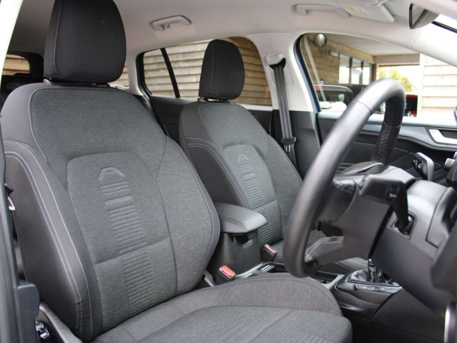 Used Ford Focus 2021 for sale - 76340244: Photo 11