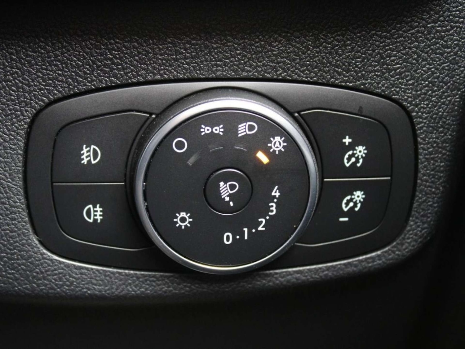 Used Ford Focus 2021 for sale - 76340244: Photo 14