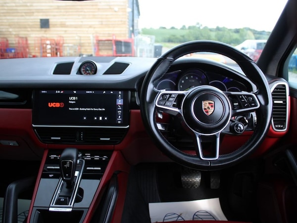Used Porsche Cayenne 2020 for sale - 74877297: Photo 10