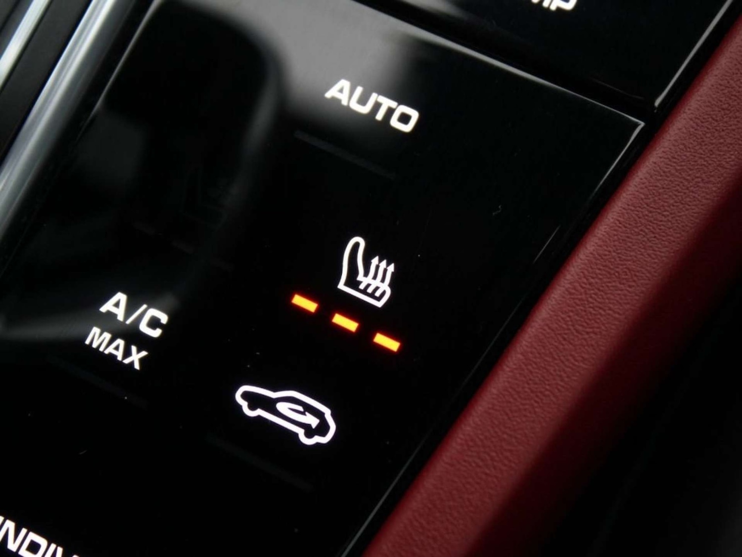 Used Porsche Cayenne 2020 for sale - 76340265: Photo 18