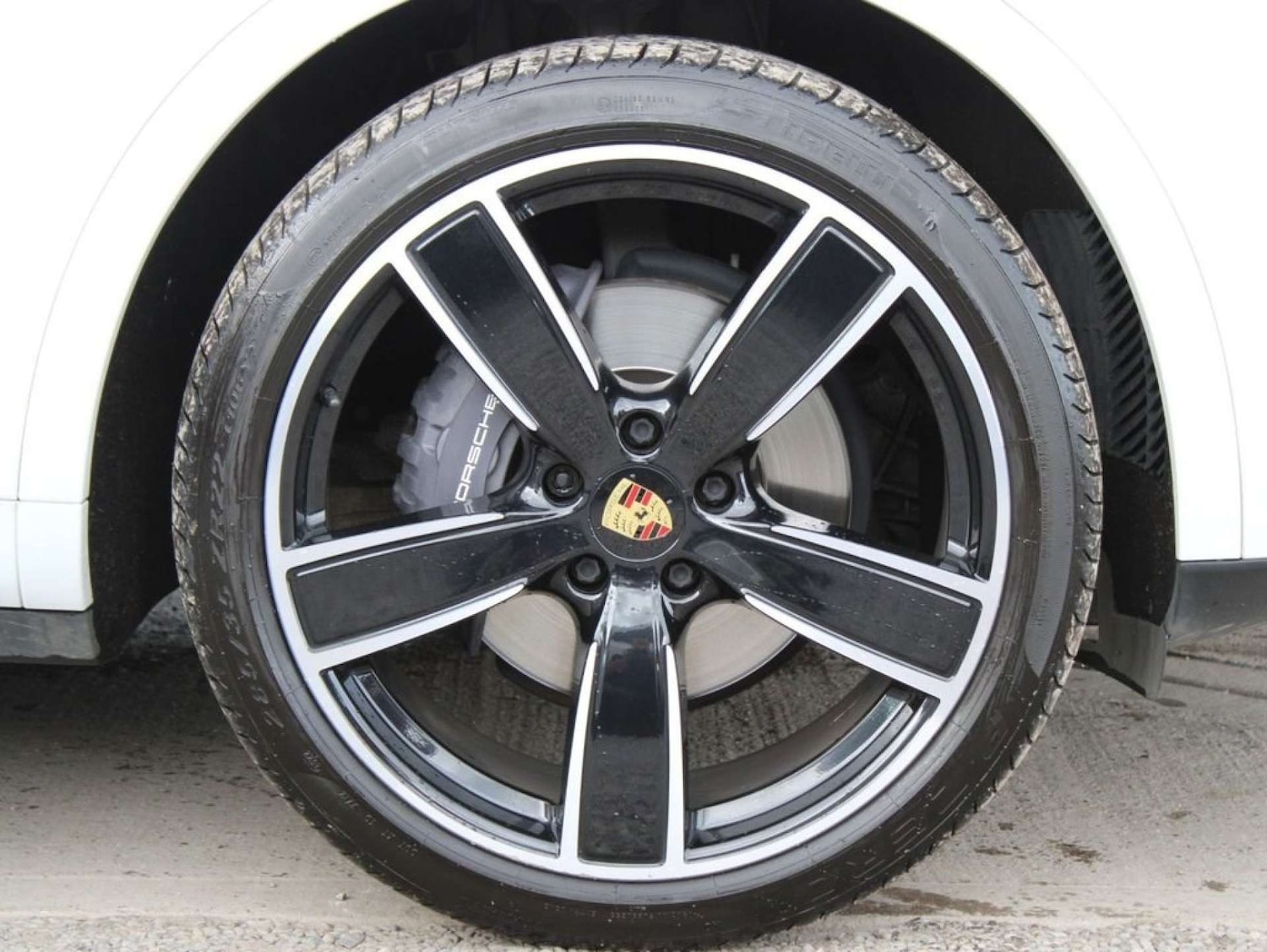 Used Porsche Cayenne 2020 for sale - 76340265: Photo 6