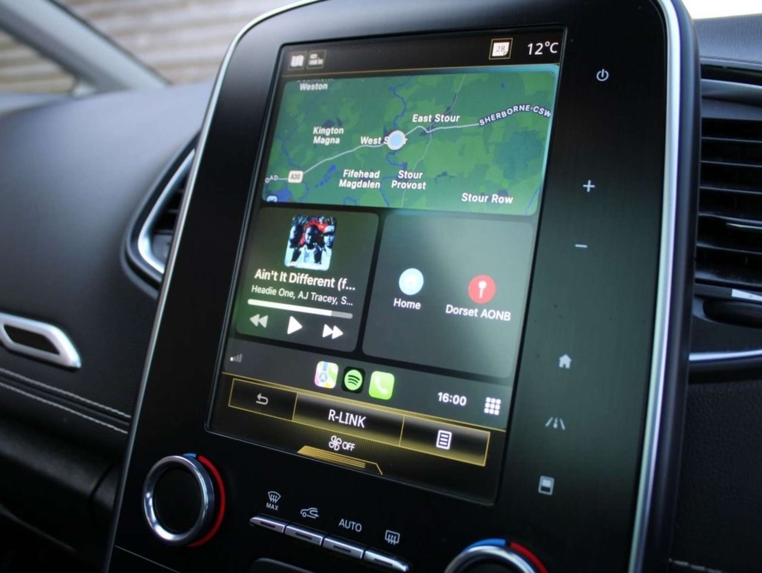 Used Renault Grand Scenic 2019 for sale - 76601787: Photo 15