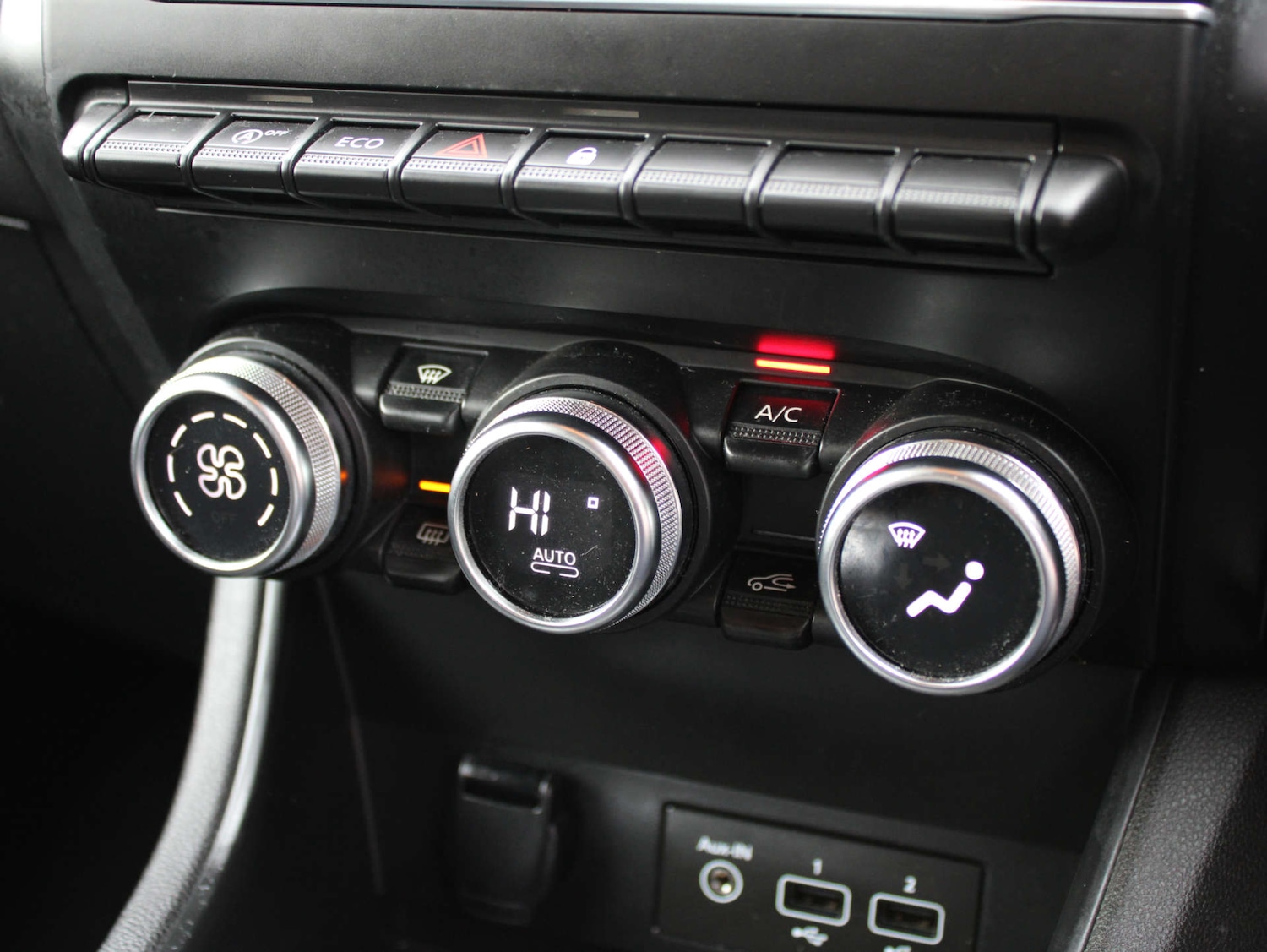 Used Renault Captur 2020 for sale - 76949849: Photo 12