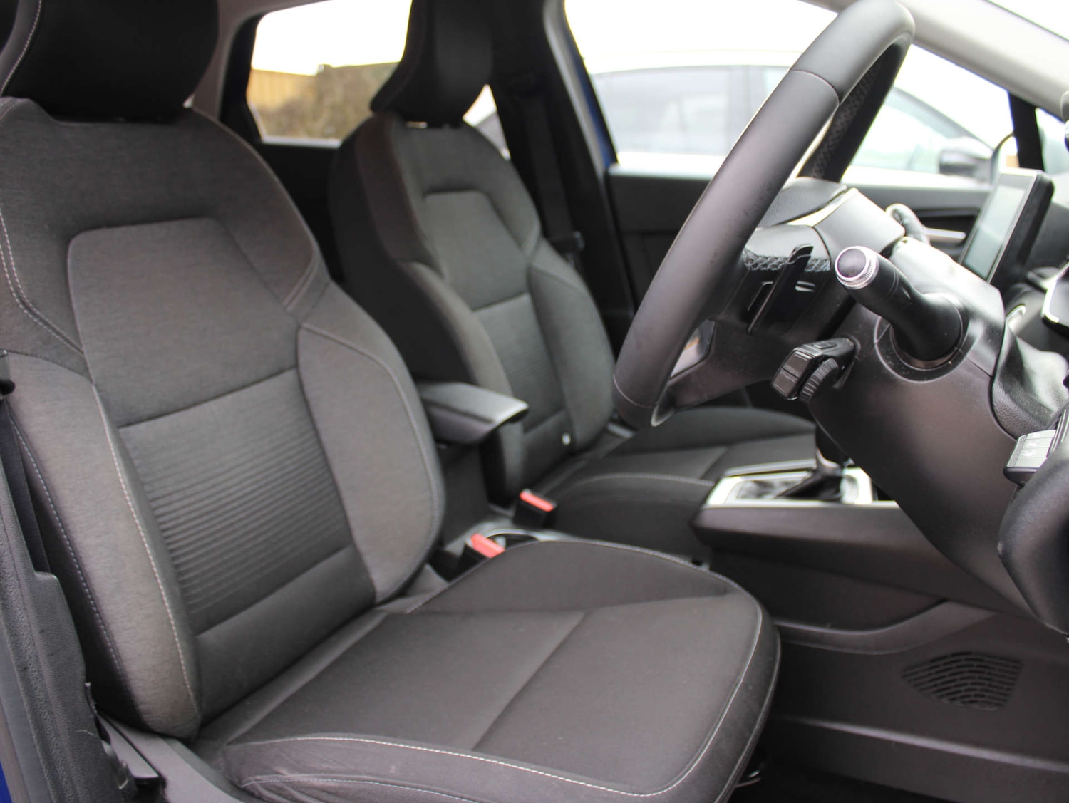 Used Renault Captur 2020 for sale - 76949849: Photo 8