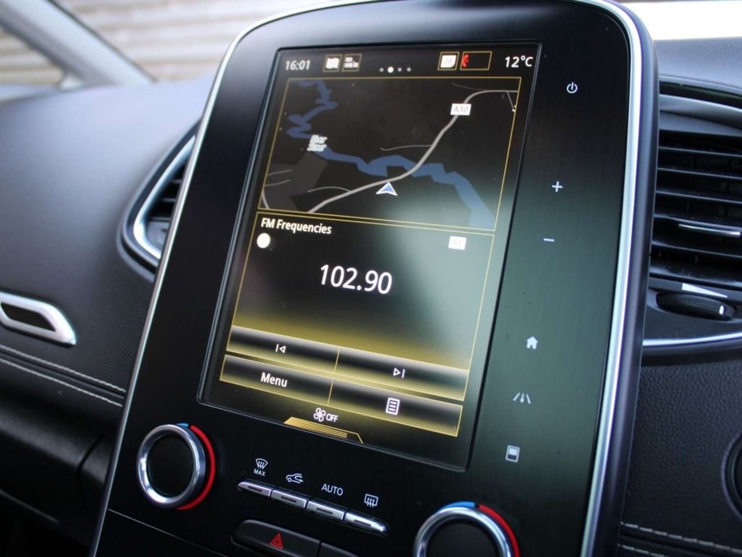 Used Renault Scenic 2019 for sale - 76340228: Photo 17