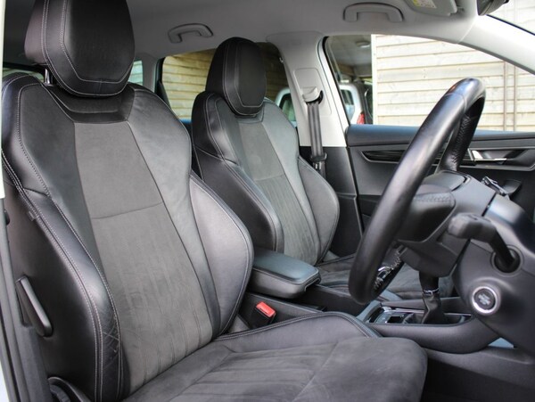 Used Skoda Karoq 2021 for sale - 75537739: Photo 11