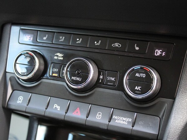 Used Skoda Karoq 2021 for sale - 75537739: Photo 16