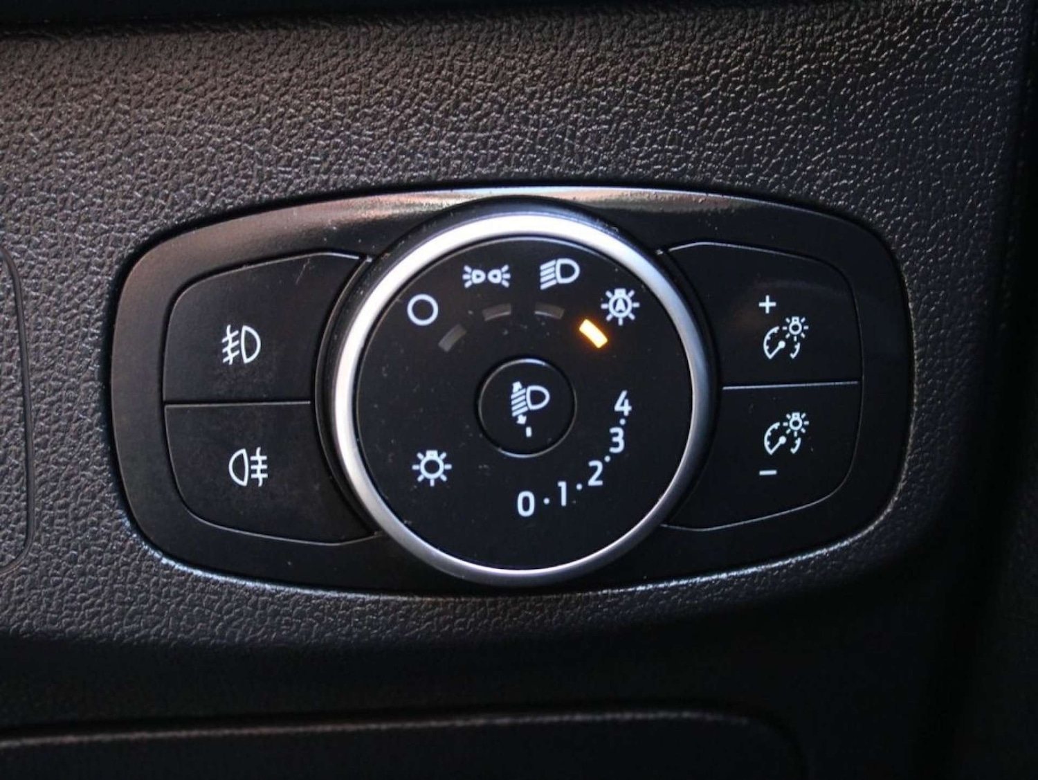 Used Ford Focus 2019 for sale - 76340253: Photo 14