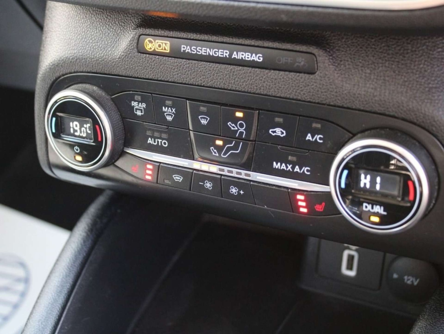 Used Ford Focus 2019 for sale - 76340253: Photo 16