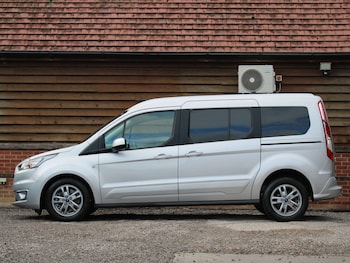 Used Ford Tourneo Connect 2022 for sale - 76340271: Photo
