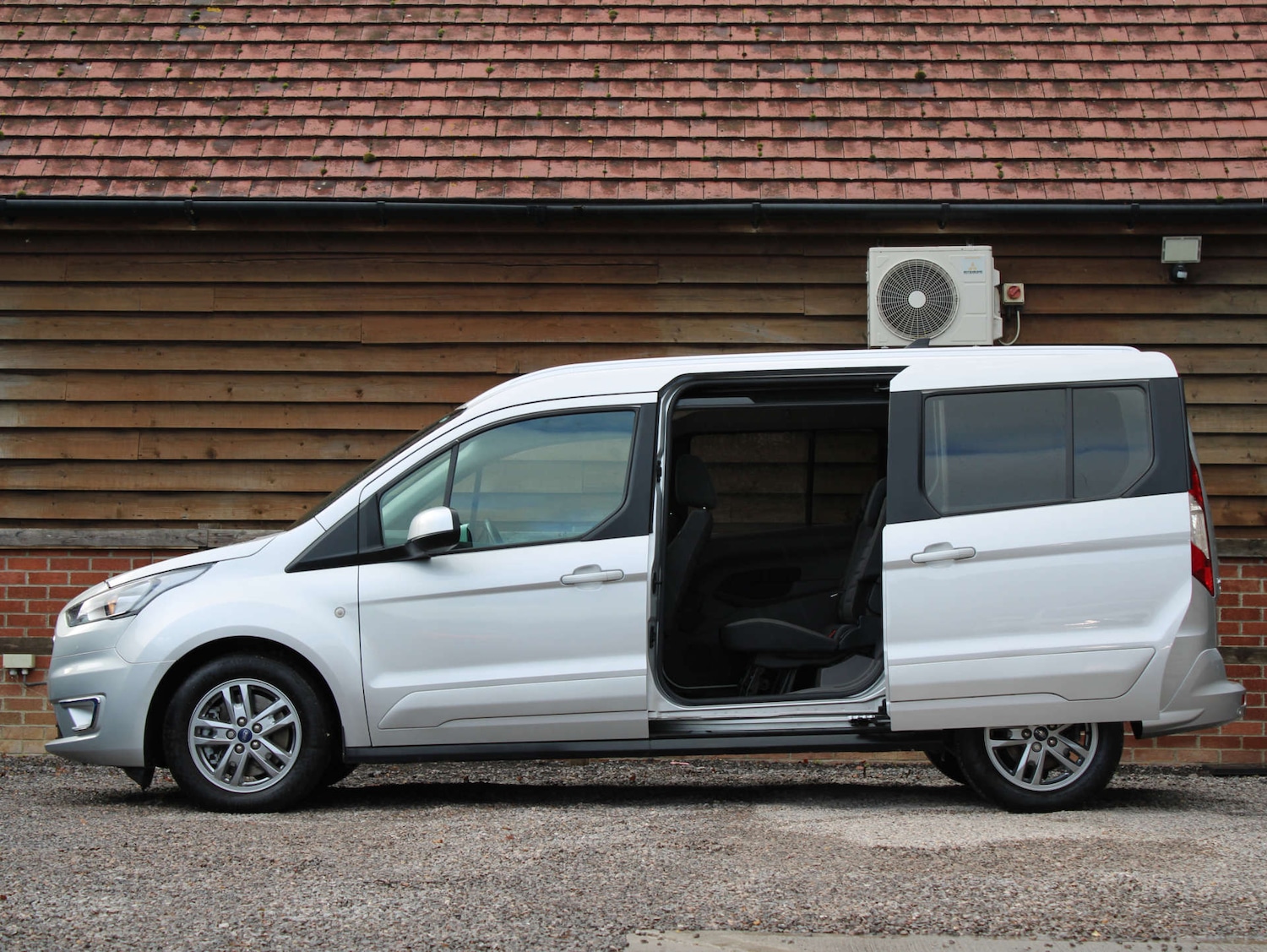 Used Ford Tourneo Connect 2022 for sale - 76340271: Photo 3