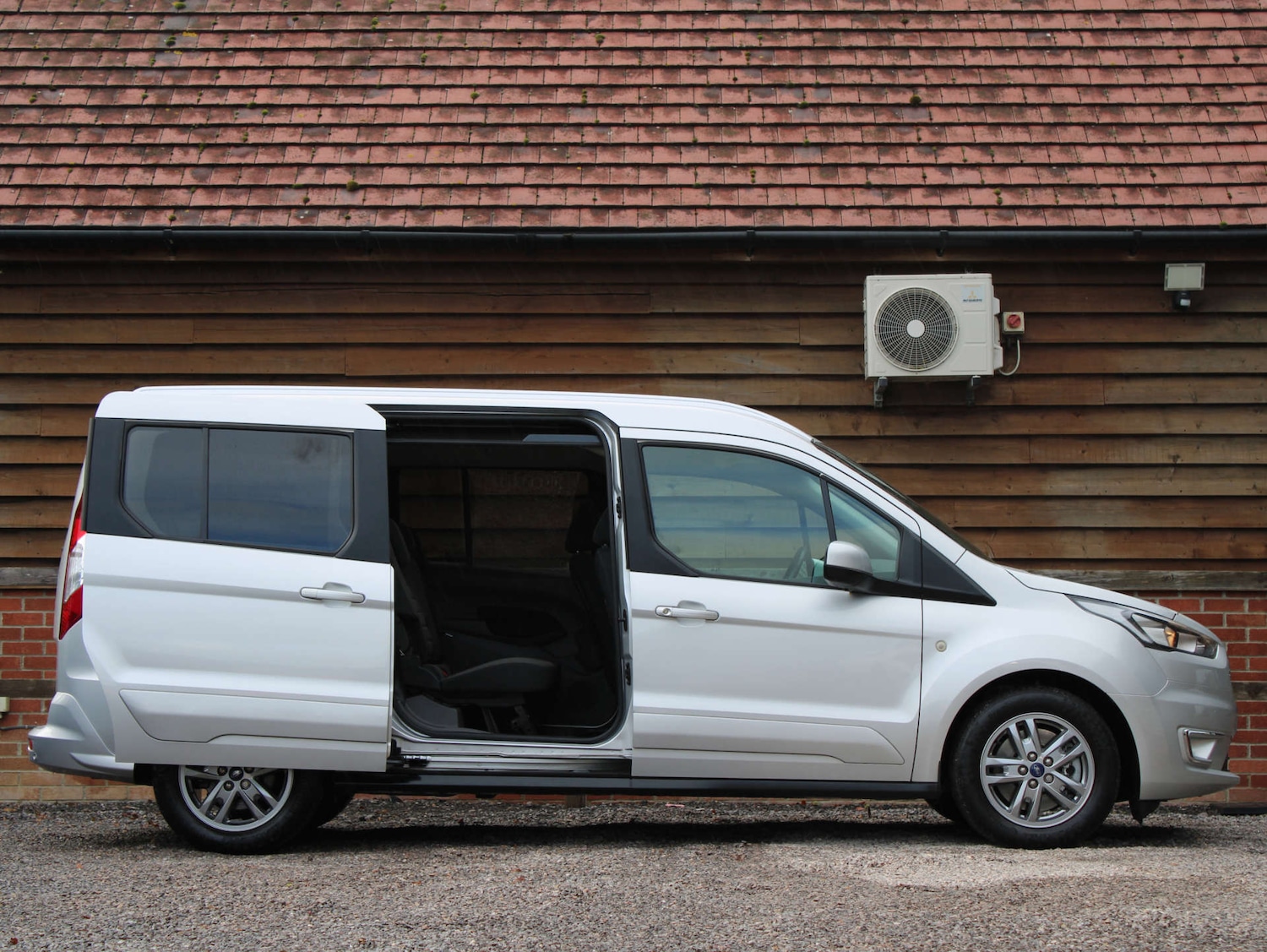 Used Ford Tourneo Connect 2022 for sale - 76340271: Photo 5