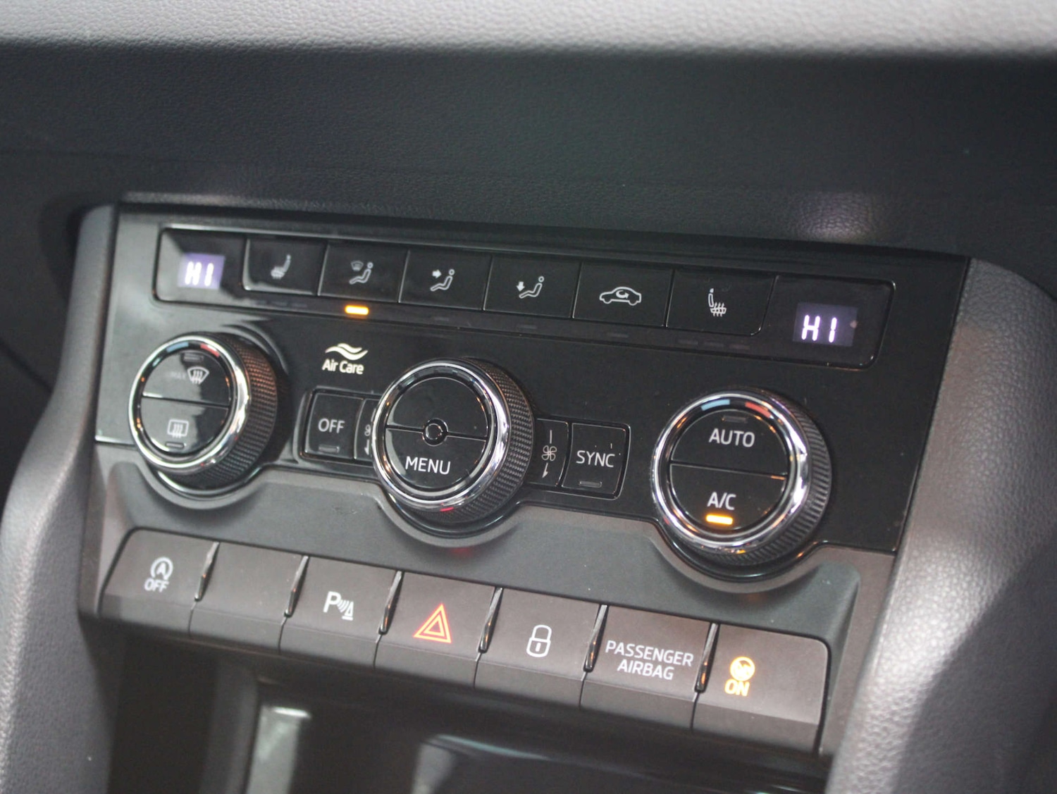 Used Skoda Karoq 2020 for sale - 77022404: Photo 10