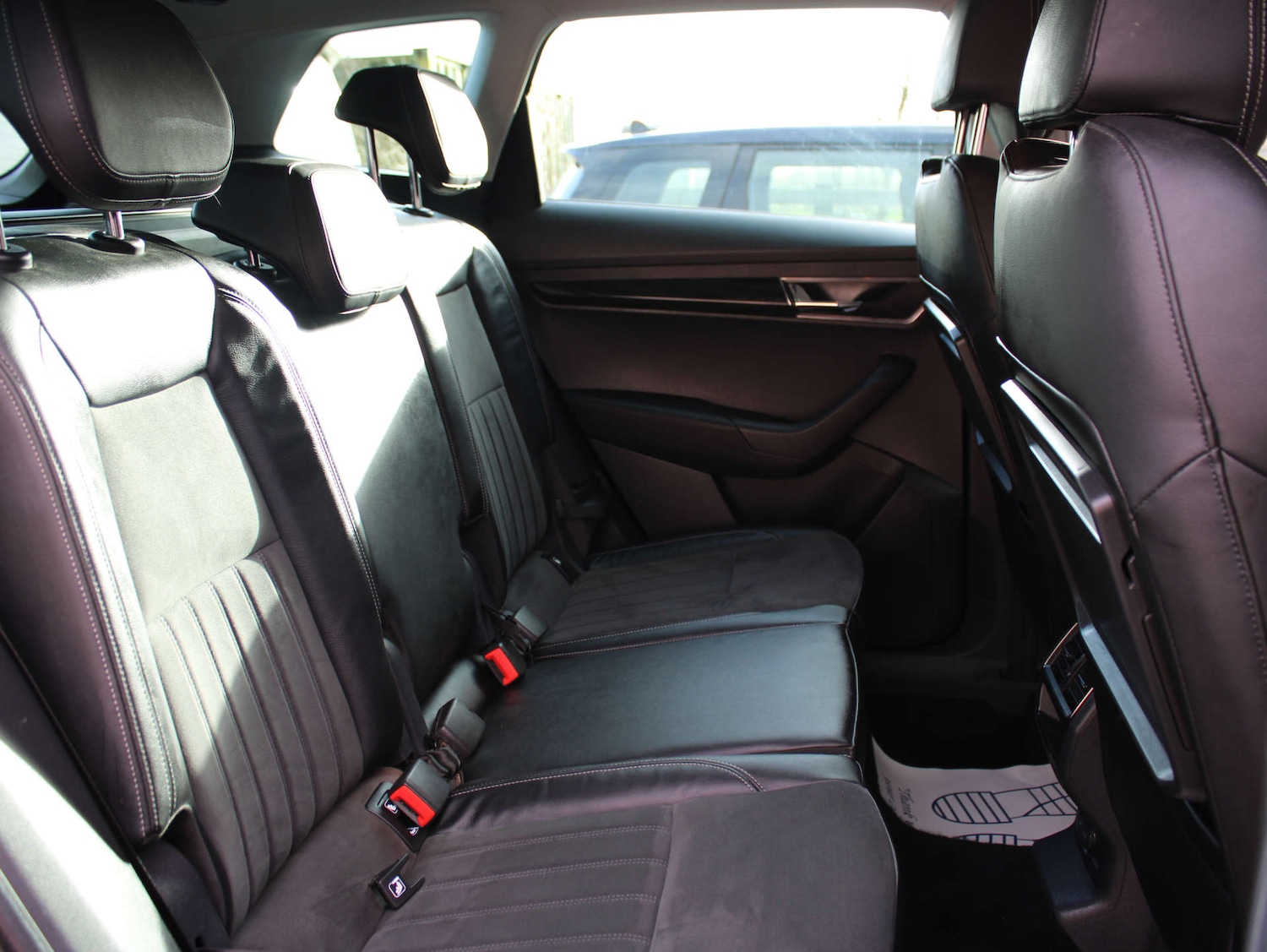 Used Skoda Karoq 2018 for sale - 77172446: Photo 9