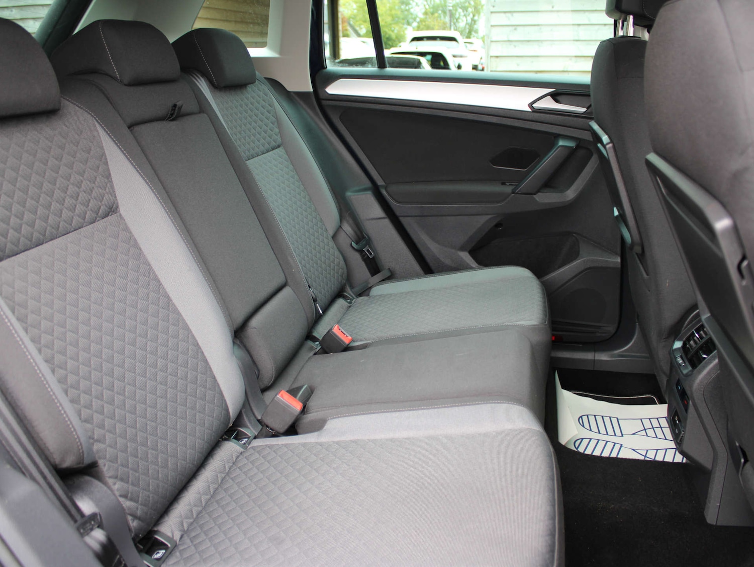 Used Volkswagen Tiguan 2020 for sale - 76340289: Photo 8