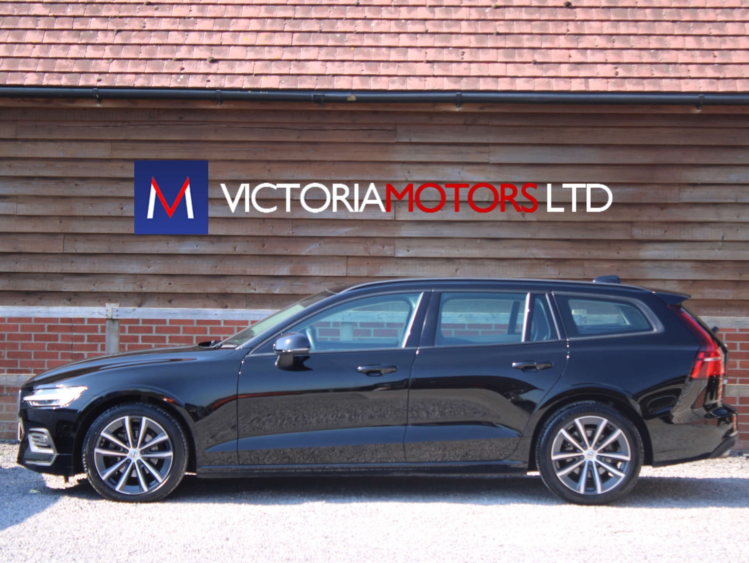 Used Volvo V60 2021 for sale - 77556722: Photo 2