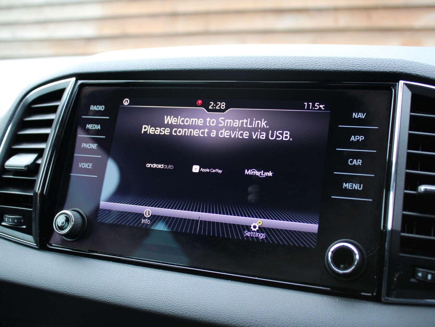 Used Skoda Karoq 2020 for sale - 77720452: Photo 17