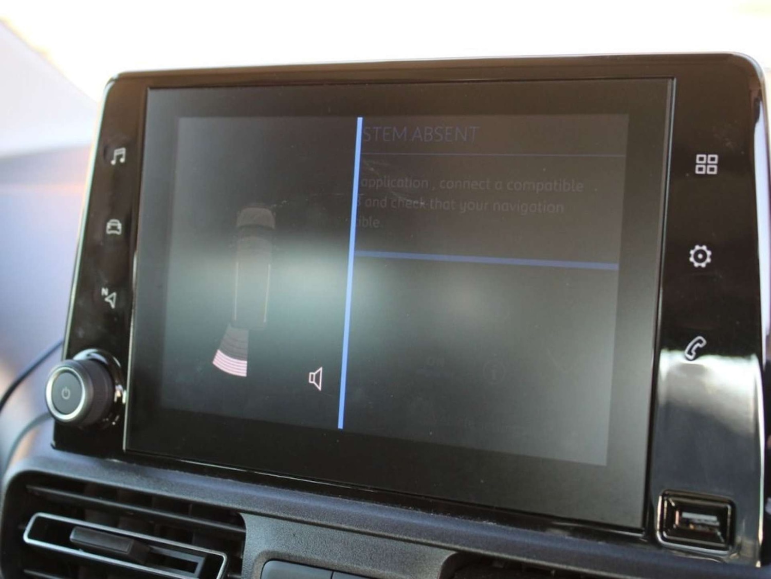 Used Peugeot Rifter 2020 for sale - 76340264: Photo 17