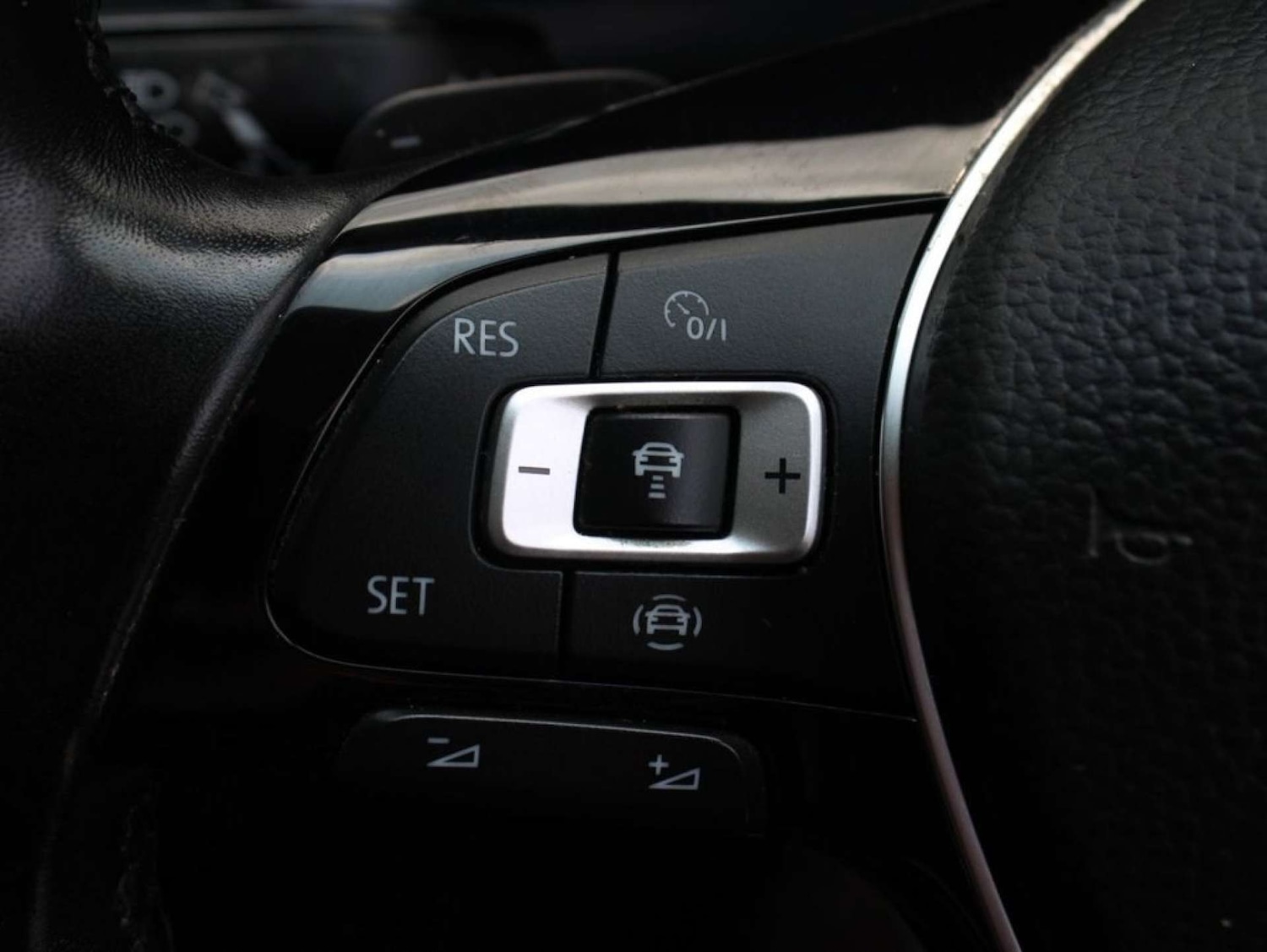 Used Volkswagen Tiguan 2020 for sale - 76340258: Photo 11