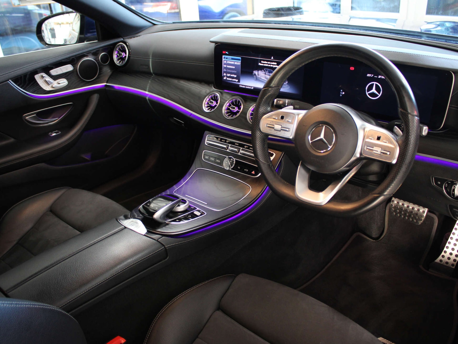 Used Mercedes-Benz E Class 2020 for sale - 77154663: Photo 11