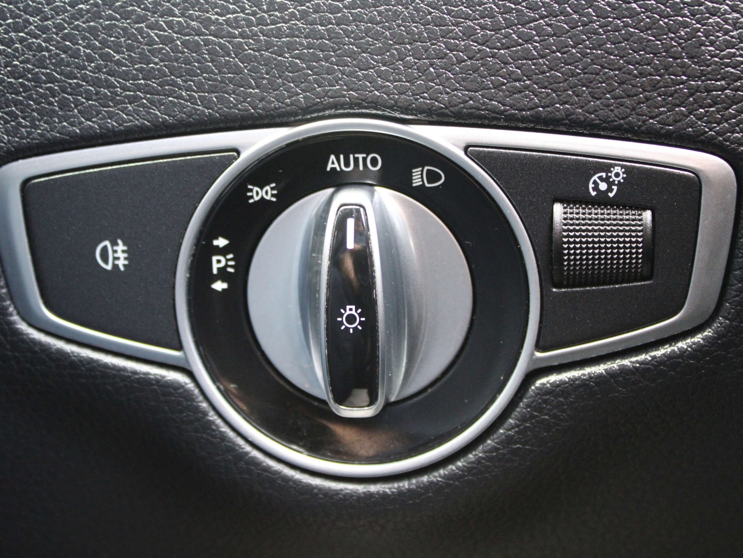 Used Mercedes-Benz E Class 2021 for sale - 76618128: Photo 13