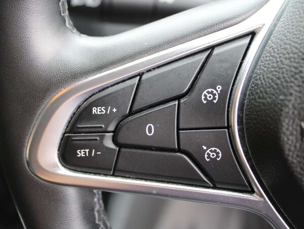 Used Renault Captur 2021 for sale - 76340279: Photo 11