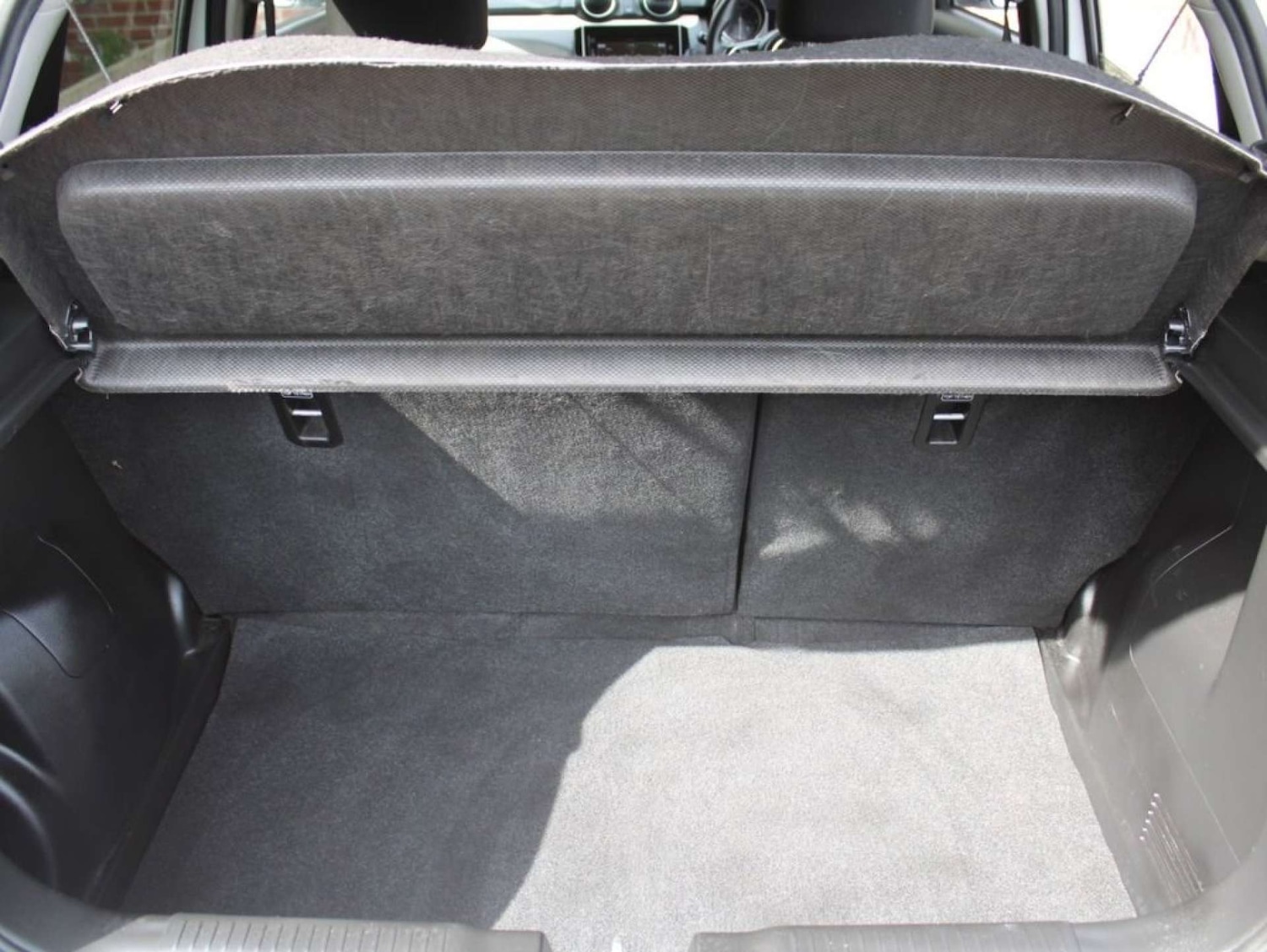 Used Suzuki Swift 2020 for sale - 76600915: Photo 10