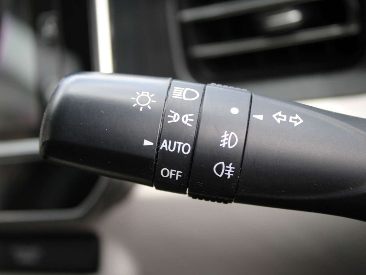 Used Suzuki Ignis 2020 for sale - 76601152: Photo 14