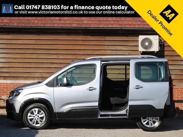Used Peugeot Rifter 2020 for sale - 73668079: Photo 2