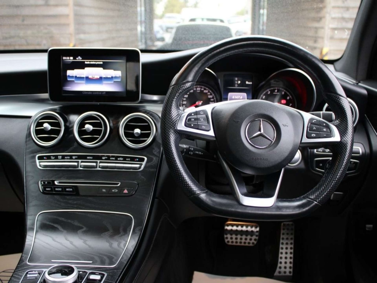 Used Mercedes-Benz GLC 2019 for sale - 76340252: Photo 7