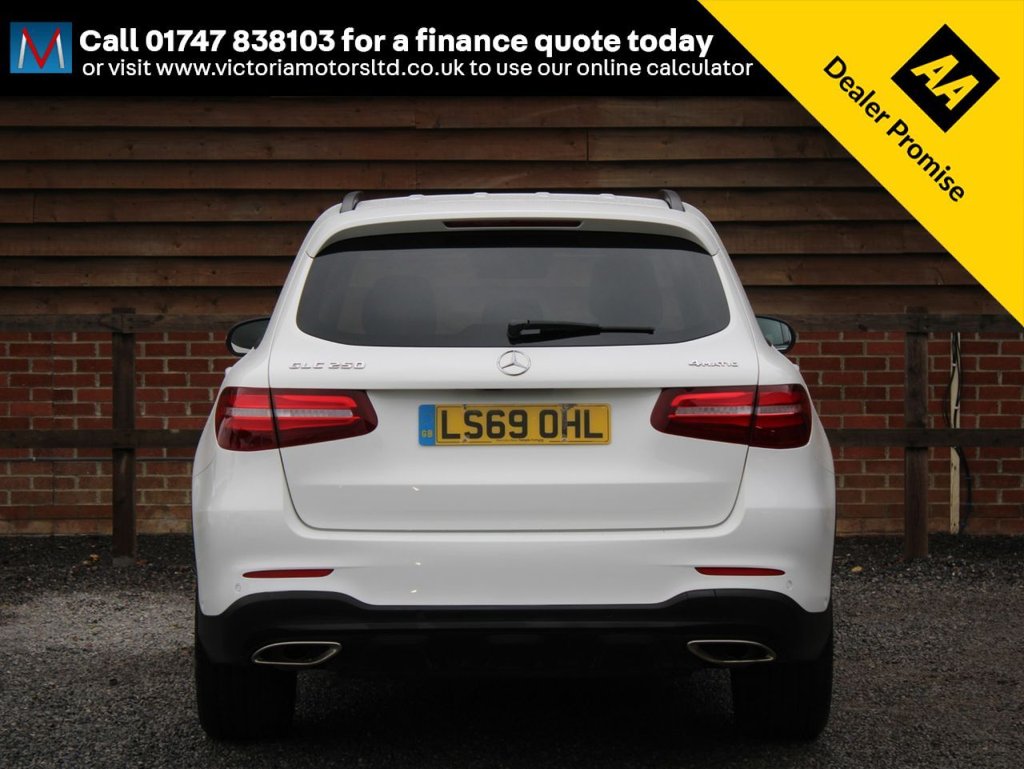 Used Mercedes-Benz GLC 2019 for sale - 76018592: Photo 3