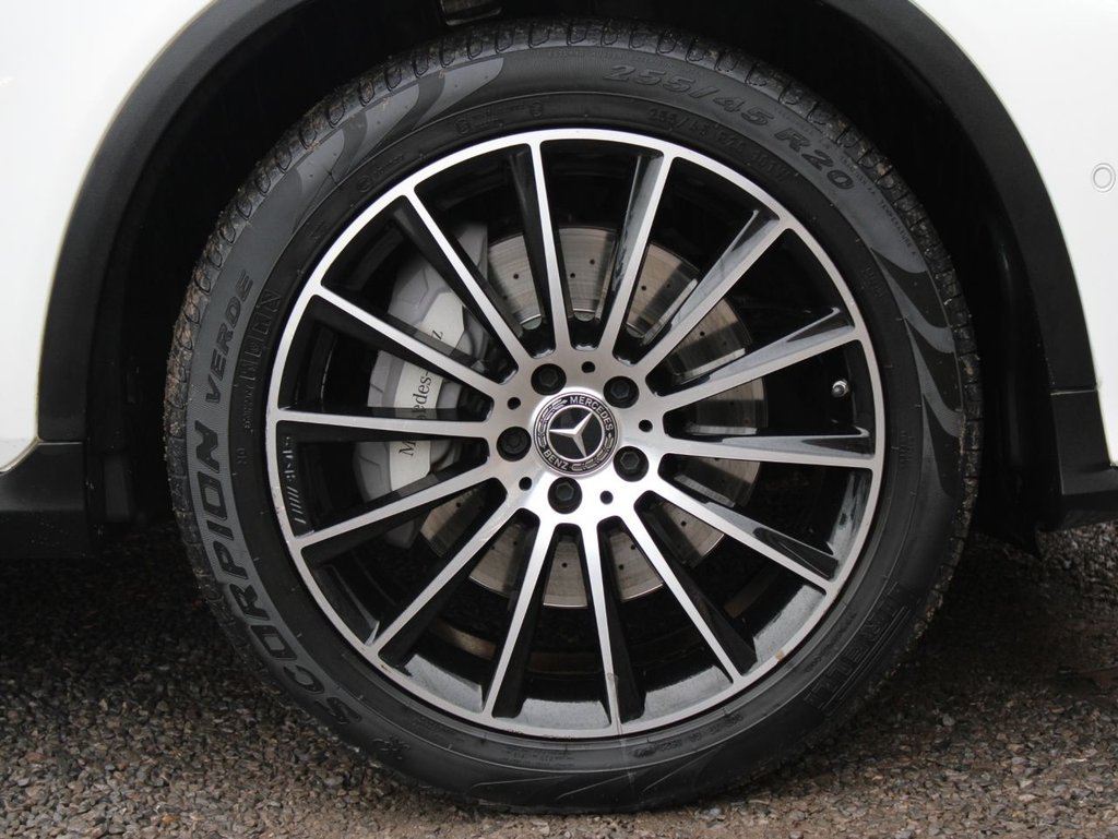 Used Mercedes-Benz GLC 2019 for sale - 76018592: Photo 5