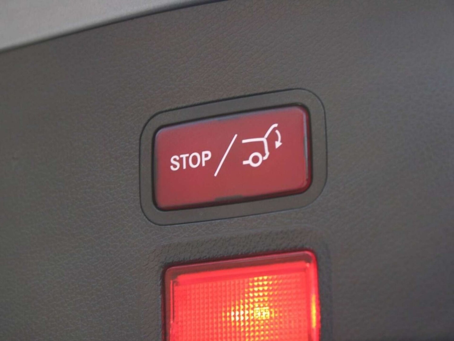 Used Mercedes-Benz CLA 2019 for sale - 76340293: Photo 14