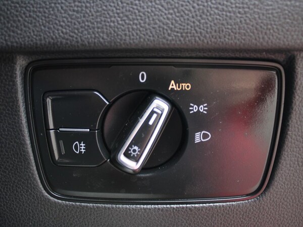 Used Volkswagen Passat 2022 for sale - 75565116: Photo 11