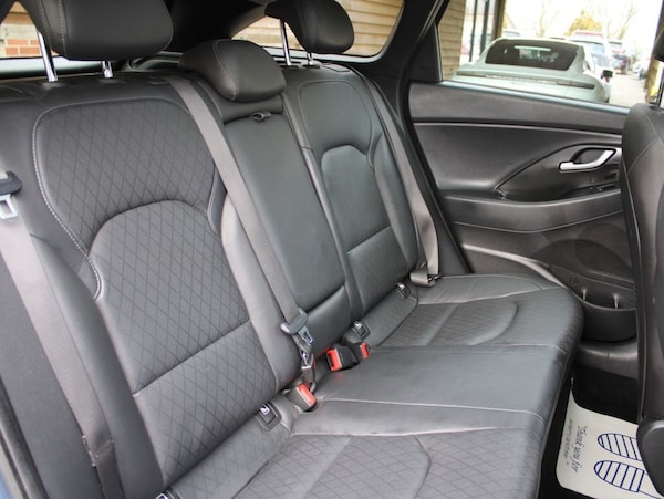 Used Hyundai i30 2018 for sale - 74008937: Photo 9